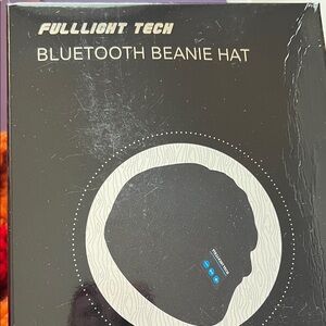 FullLight Tech Bluetooth Beanie Hat